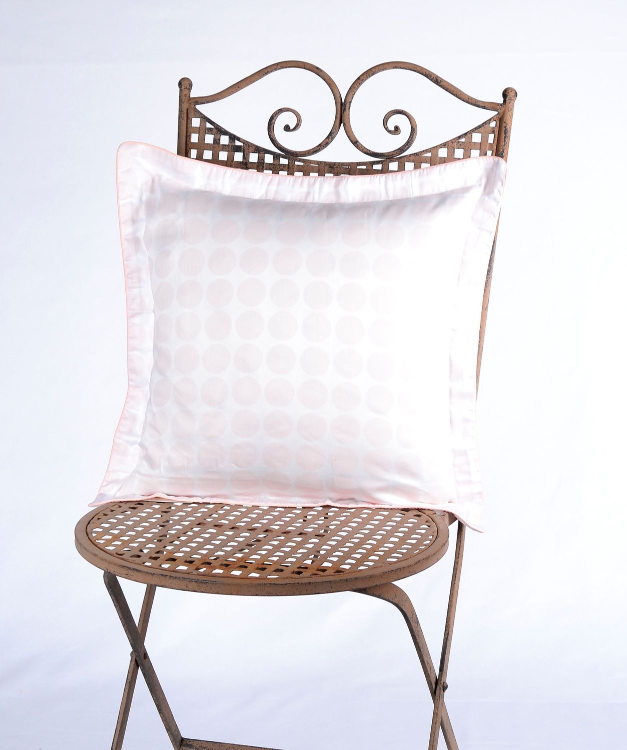 laura-ashley-rivenham-shell-kissenh-lle-40x40-rose-satin image 1