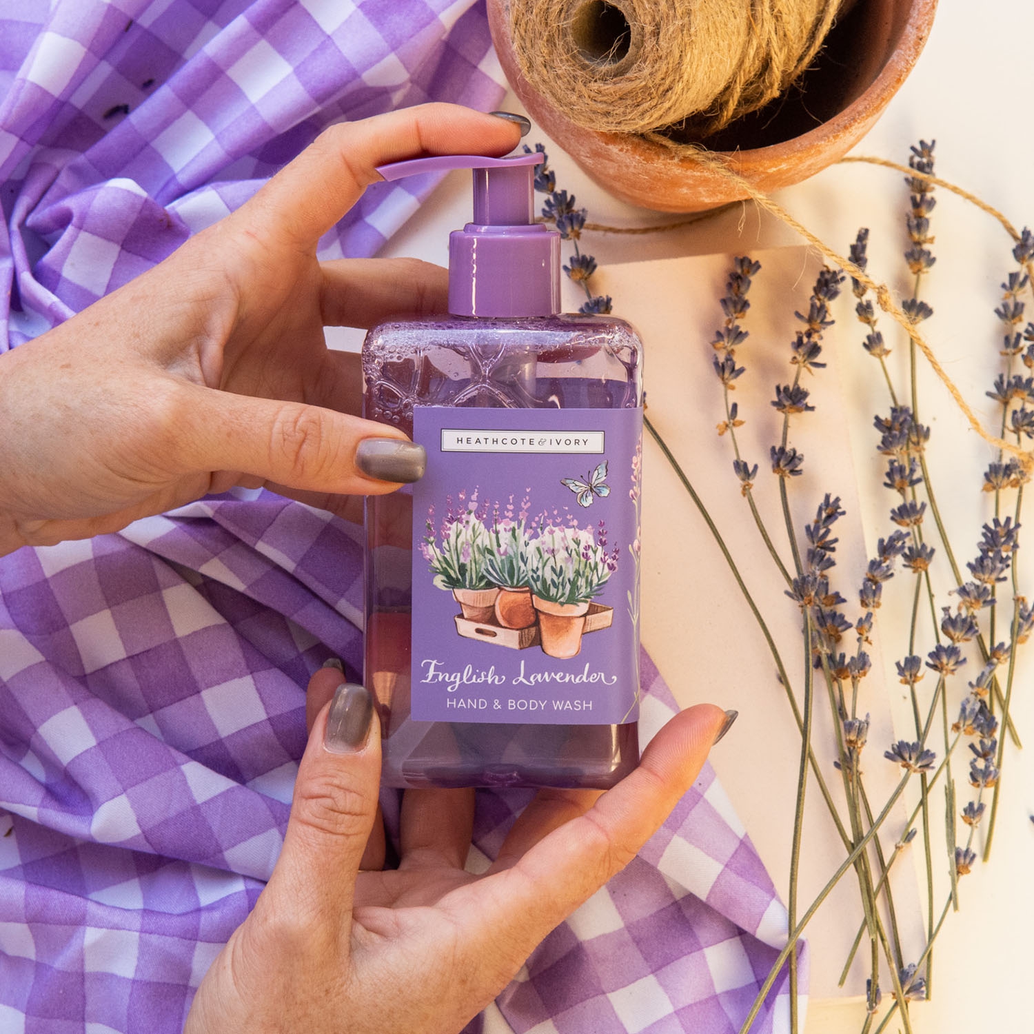 heathcote-ivory-english-lavender-handseife-250-ml image 2