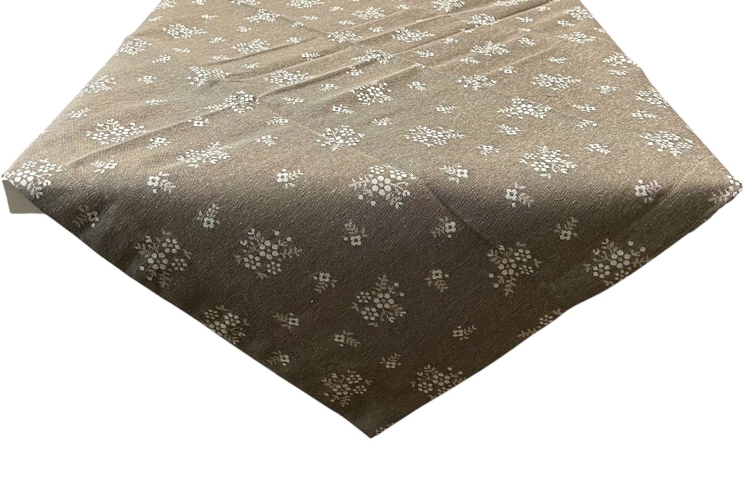 hossner-tischdecke-kufstein-braun-85x85-cm-blumen image 1