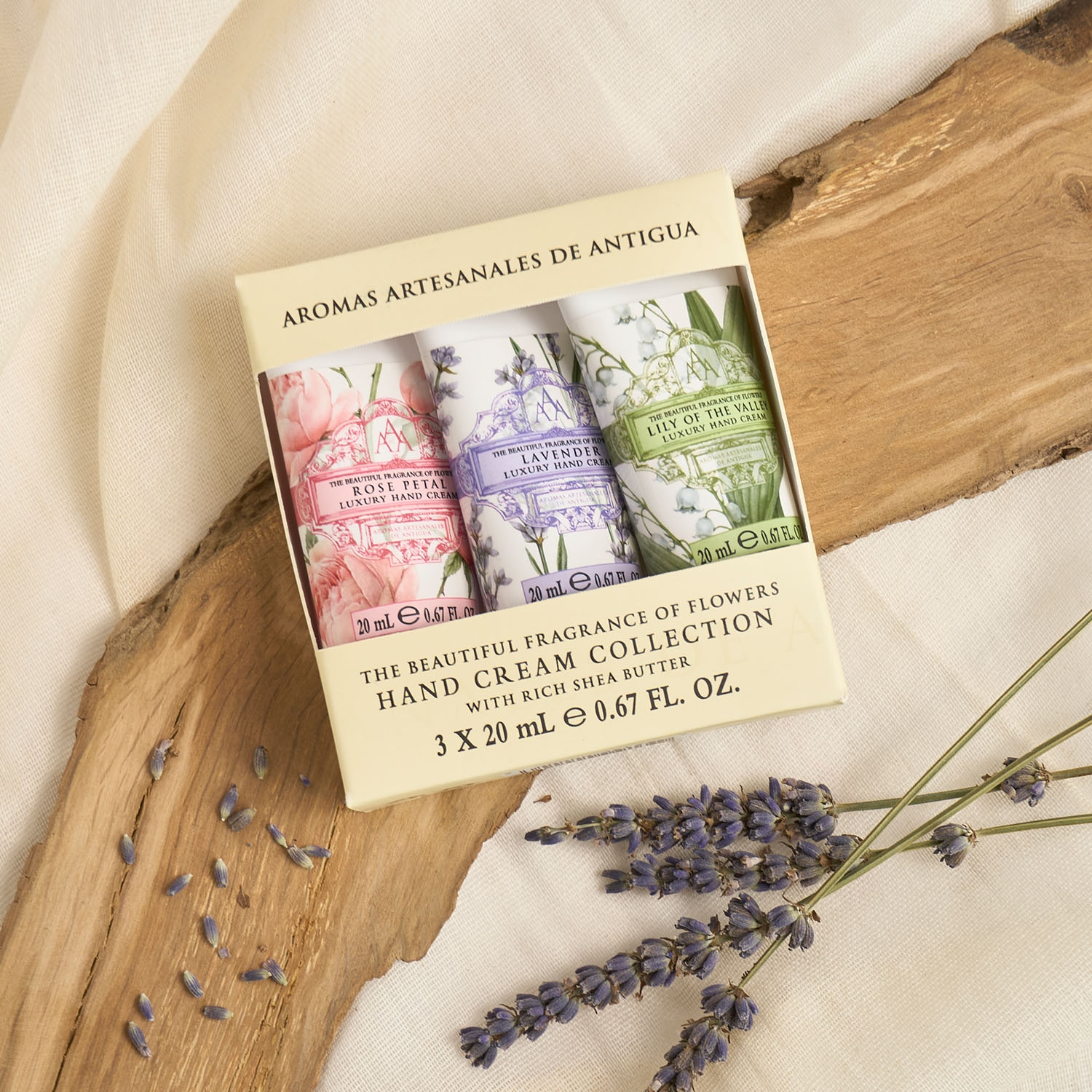 triple-aaa-floral-mini-handcreme-3er-set-60-ml-sheabutter image 2