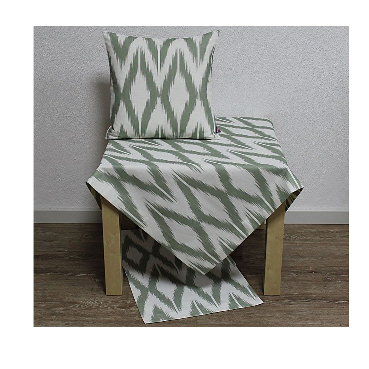 hossner-tatjana-tischdecke-gr-n-85x85-cm-baumwolle image 2