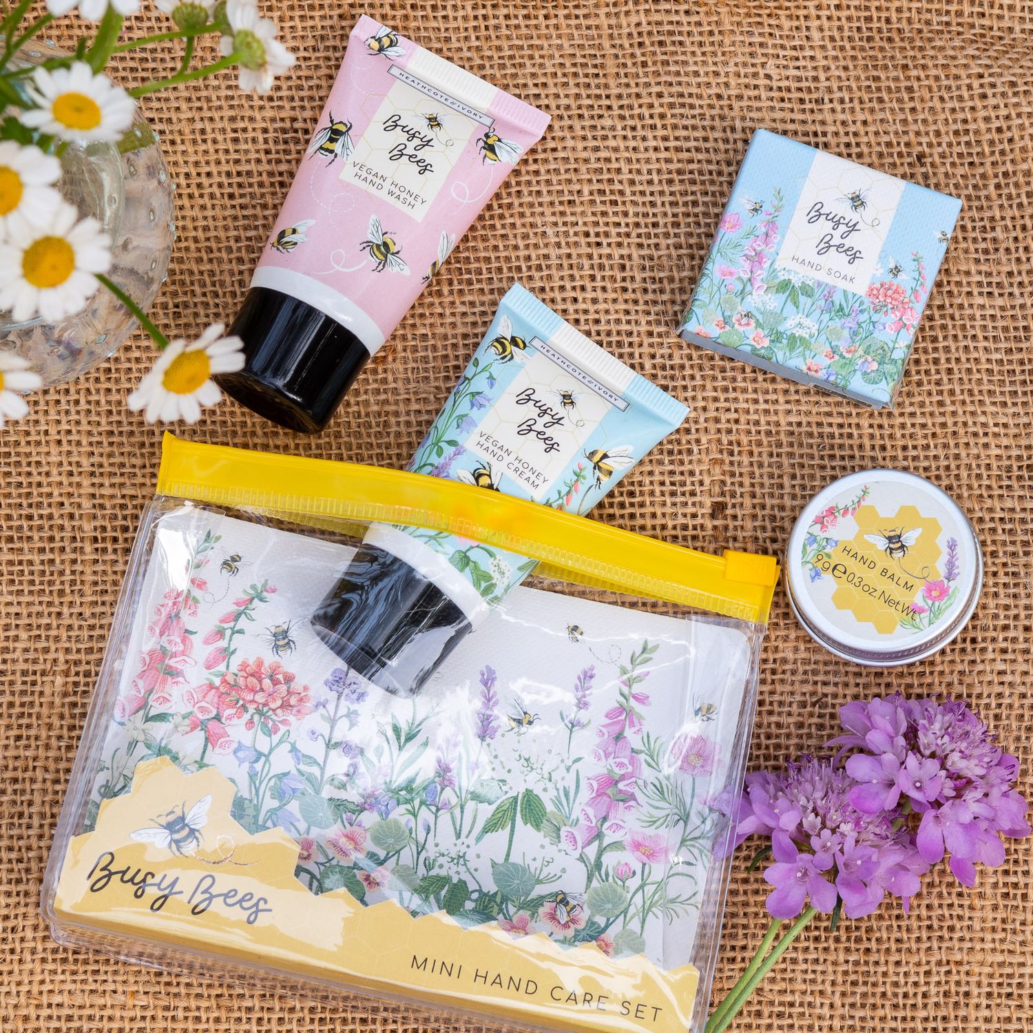 heathcote-ivory-busy-bees-handpflege-set-99-ml-honig-vegan image 3